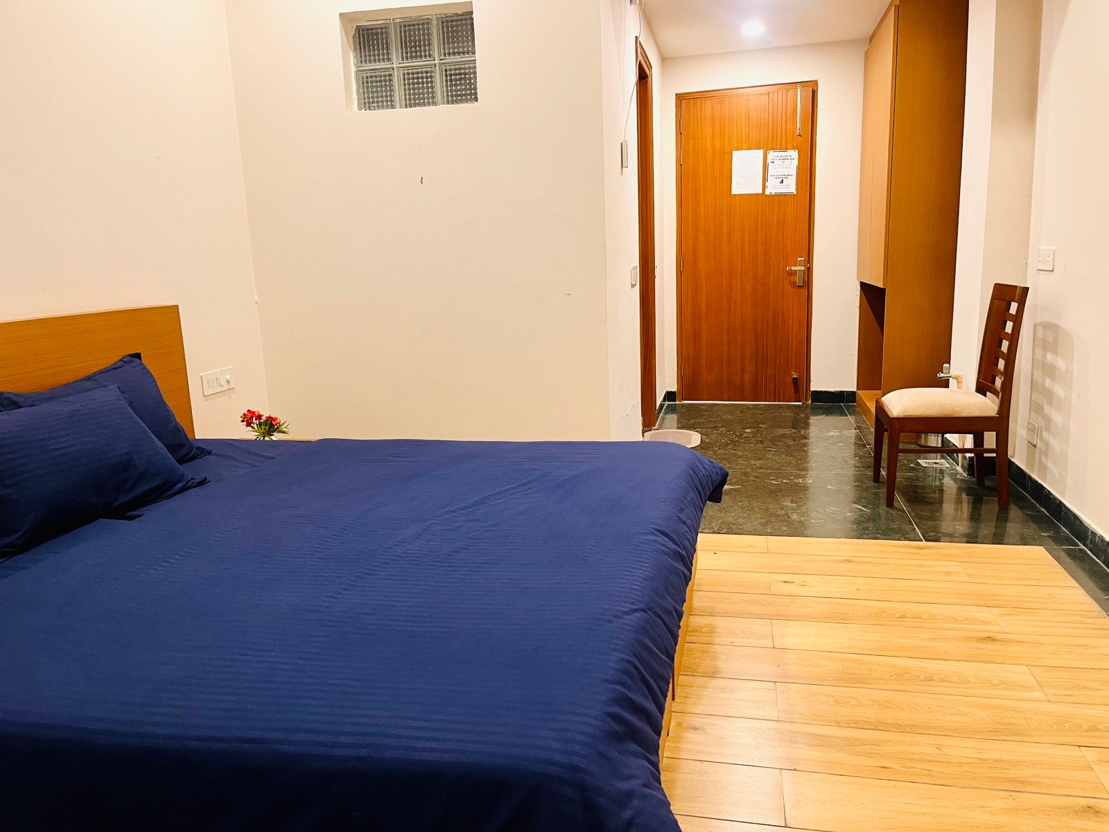 Semi Executive Room — room interior